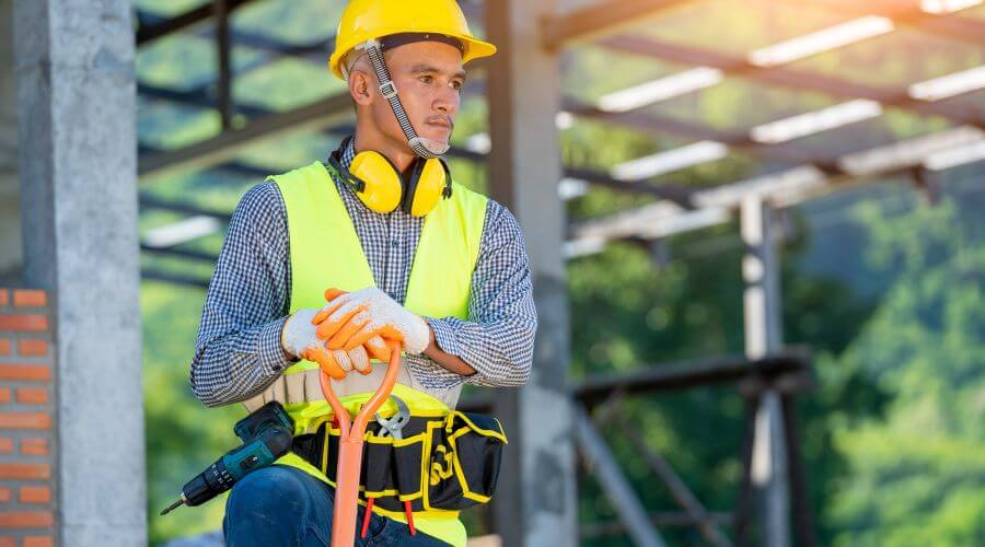 Professional gutter cleaning in Rosario, PR